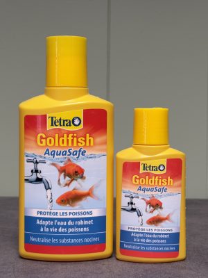 TETRA Goldfish AquaSafe conditionneur d'eau pour aquarium de poissons rouges