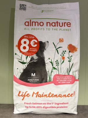 ALMO NATURE Life Maintenance Saumon Frais M croquettes au saumon frais pour chien adulte de race moyenne